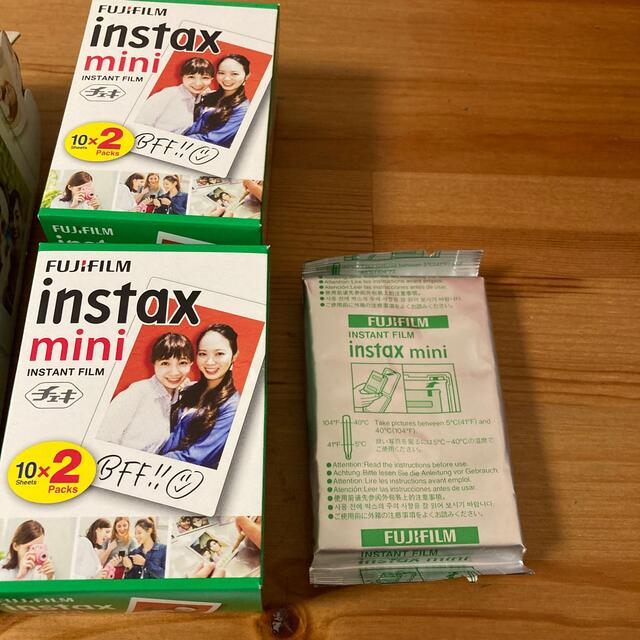 FUJI FILM チェキ スマホプリンター INSTAX MINI LINK  スマホ/家電/カメラのカメラ(フィルムカメラ)の商品写真