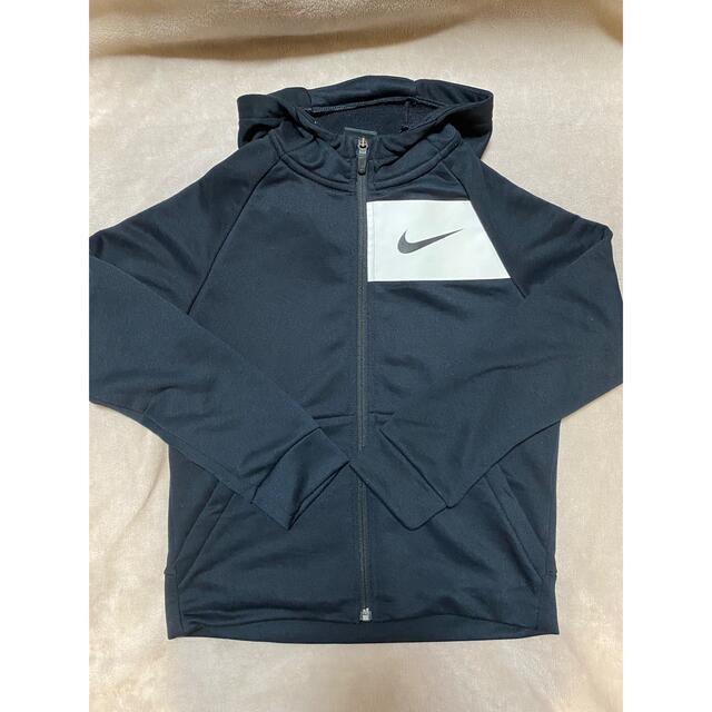 NIKE(ナイキ)のNIKE パーカー　 S キッズ/ベビー/マタニティのキッズ服男の子用(90cm~)(ジャケット/上着)の商品写真