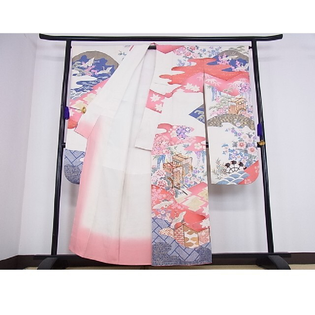 豪華振袖 駒刺繍 松竹梅 御所車飛鶴吉祥花文 金彩 正絹 豪華振袖 駒刺繍 松竹梅 御所車飛鶴吉祥花文 金彩 正絹