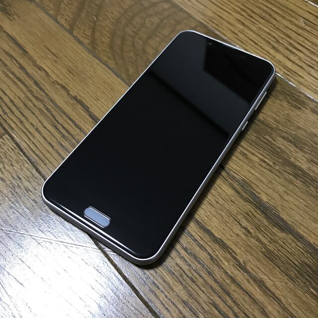 AQUOS SHV43 SIMフリー