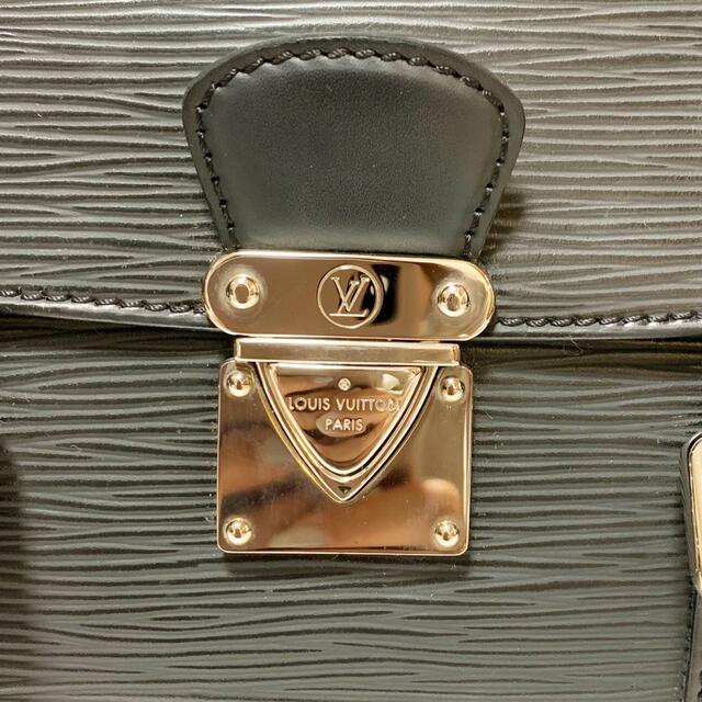 LOUIS VUITTON - LOUISVUITTON セギュールpm エピ【正規品】希少 LOUIS VUITTON - LOUISVUITTON セギュールpm エピ【正規品】希少