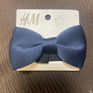 エイチアンドエム(H&M)のH&M 蝶ネクタイ　ネイビー　紺　新品未使用(その他)