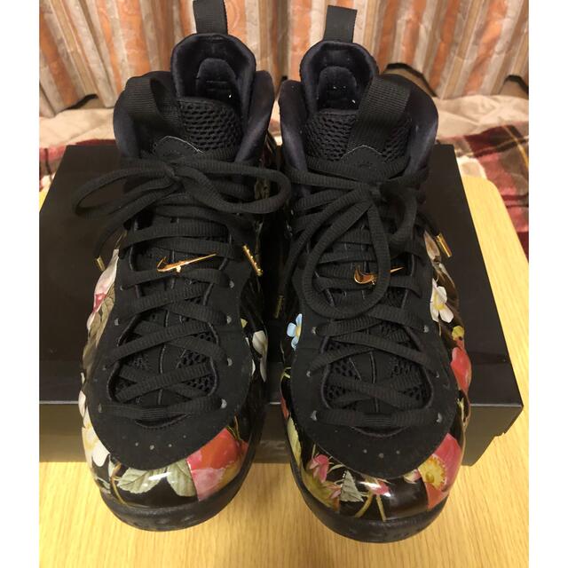 NIKE(ナイキ)のNIKE AIR FOAMPOSITE ONE フローラル メンズの靴/シューズ(スニーカー)の商品写真