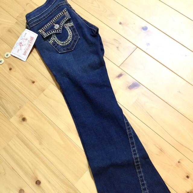 True Religion - TRUE RELIGION スタッズ付きブーツカットデニムの通販