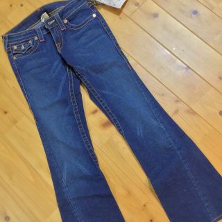 トゥルーレリジョン(True Religion)のTRUE RELIGION スタッズ付きブーツカットデニム(デニム/ジーンズ)