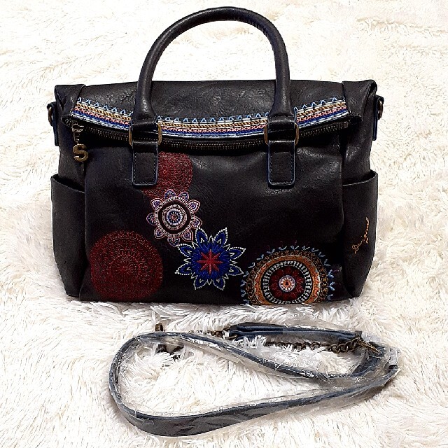 こうみん様3点同梱専用 ほぼ未使用 Desigual デシグアル 総柄 2way jkr