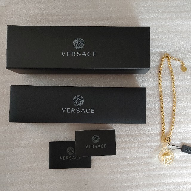 VERSACE(ヴェルサーチ)の新品未使用☆VERSACE☆大人気！チェーン グレカ メデューサ ネックレス レディースのアクセサリー(ネックレス)の商品写真