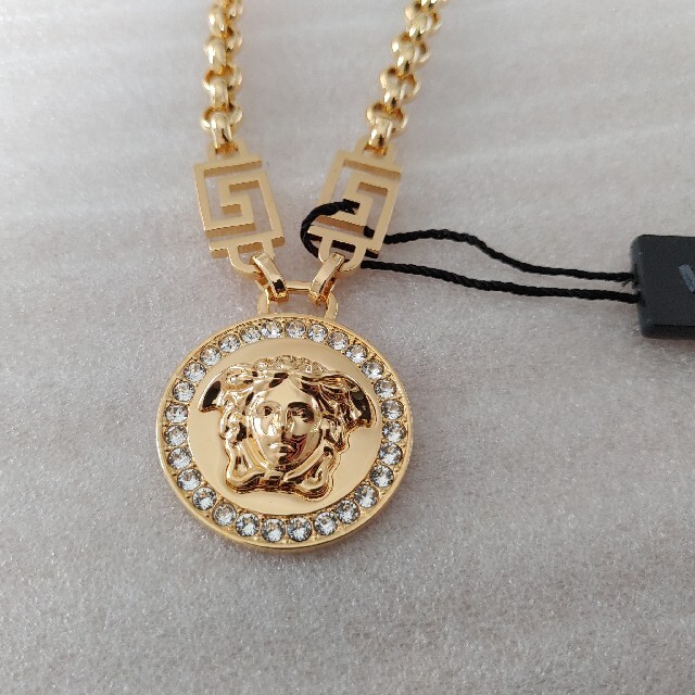 VERSACE(ヴェルサーチ)の新品未使用☆VERSACE☆大人気！チェーン グレカ メデューサ ネックレス レディースのアクセサリー(ネックレス)の商品写真