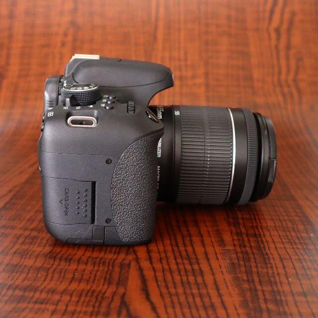 Canon(キヤノン)のCanon EOS Kiss X8i EF-S18-55 標準ズームレンズセット スマホ/家電/カメラのカメラ(デジタル一眼)の商品写真