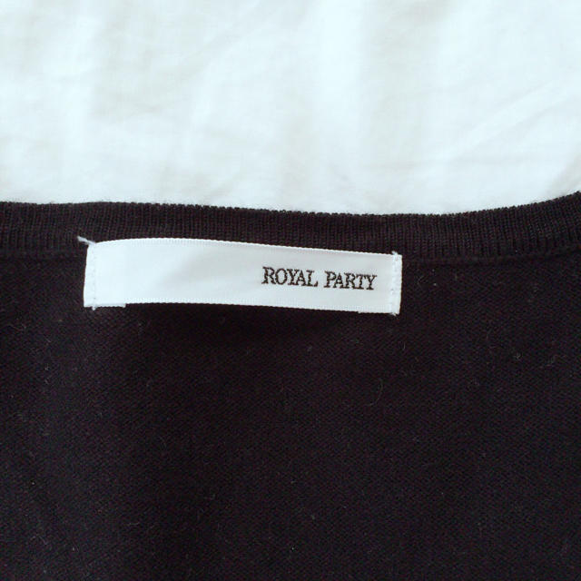 ROYAL PARTY(ロイヤルパーティー)の【Cさま専用】ROYALPARTY❁Vネックニット レディースのトップス(ニット/セーター)の商品写真