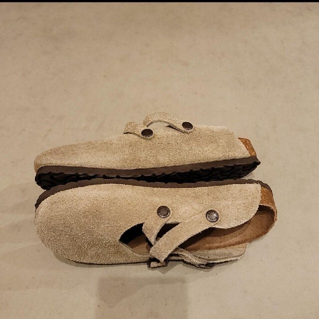 BIRKENSTOCK(ビルケンシュトック)のBIRKENSTOCK レディースの靴/シューズ(サンダル)の商品写真