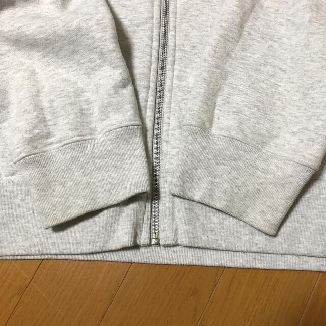 Supreme(シュプリーム)のWorld Famous Zip Up Hooded Sweatshirt メンズのトップス(パーカー)の商品写真