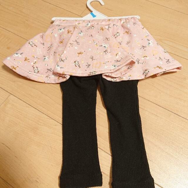 西松屋(ニシマツヤ)のベビー 女の子 スカッツ キッズ/ベビー/マタニティのベビー服(~85cm)(パンツ)の商品写真