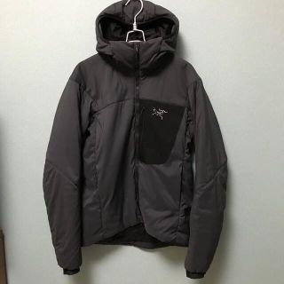 アークテリクス(ARC'TERYX)のアークテリクス　プロトンLT フーディ　メンズXS マウンテンパーカ(マウンテンパーカー)