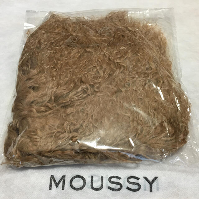 moussy(マウジー)のmoussy ノベルティ リアルファー ポシェット レディースのバッグ(ショルダーバッグ)の商品写真
