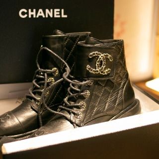 シャネル(CHANEL)のシャネルブーツ未使用(ブーツ)