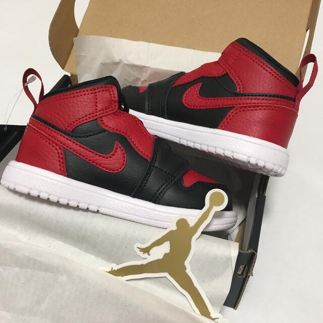 NIKE(ナイキ)の新品 NIKE BABY JORDAN 1 ベビージョーダン BRED 13cm キッズ/ベビー/マタニティのベビー靴/シューズ(~14cm)(スニーカー)の商品写真