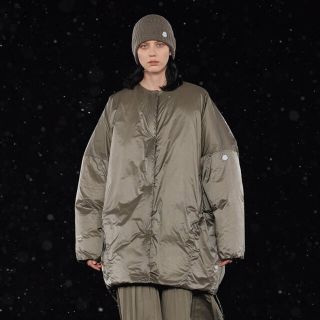 モンクレール(MONCLER)の4 MONCLER HYKE Rosegダウン コート　サイズ2(ダウンコート)