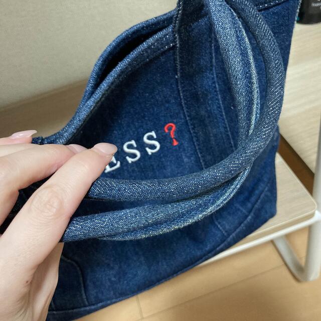 GUESS(ゲス)のトートバッグ　 レディースのバッグ(トートバッグ)の商品写真