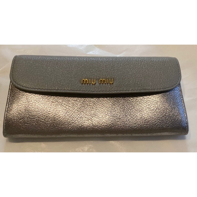 PRADA(プラダ)のプラダ❤長財布 シルバー 美品 レディースのファッション小物(財布)の商品写真