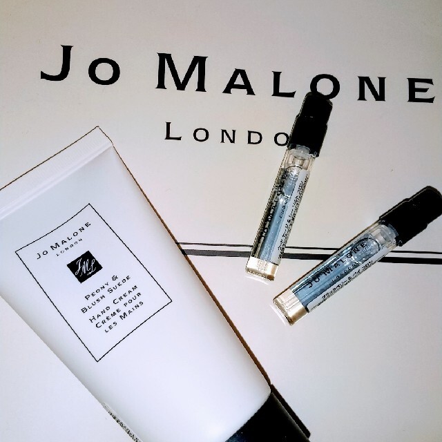 Jo Malone(ジョーマローン)のJo Malone LONDON ピオニー&ブラッシュスエードハンドクリーム コスメ/美容のボディケア(ボディクリーム)の商品写真