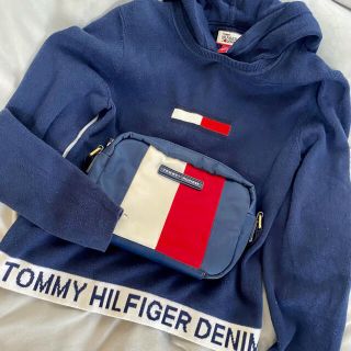 トミーヒルフィガー(TOMMY HILFIGER)のTOMMY HILFIGER ニットパーカー　ショルダーバッグ(ニット/セーター)