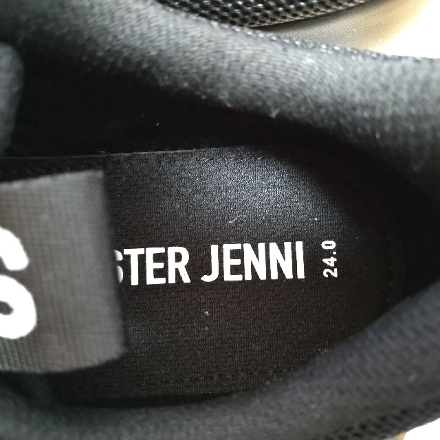 JENNI(ジェニィ)の【再値下げ】新品・未使用 SISTER JENNI スニーカー ブラック キッズ/ベビー/マタニティのキッズ靴/シューズ(15cm~)(スニーカー)の商品写真