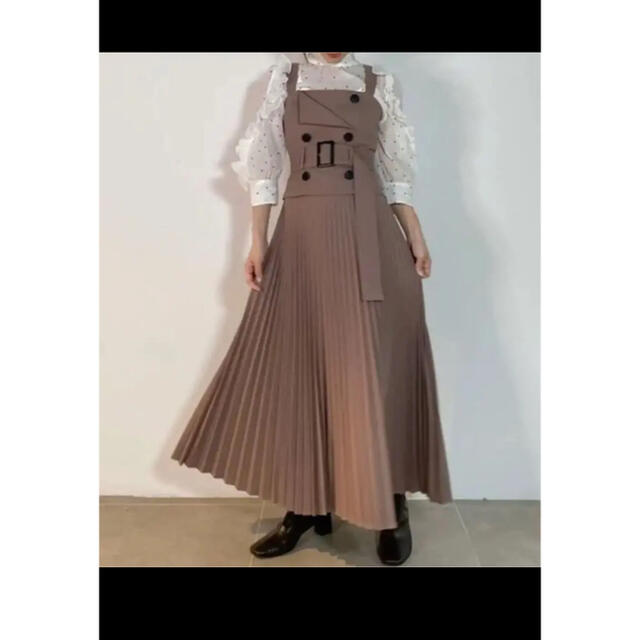 スカートの snidel トレンチジャンパースカートの通販 by R's shop♡♡｜スナイデルならラクマ - SNIDEL レディース