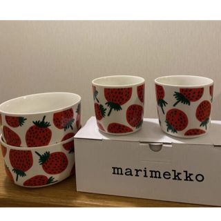 マリメッコ(marimekko)のマリメッコ　マンシッカ　いちご　ラテマグ　ボウル　marimekko セット(食器)