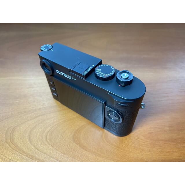 LEICA(ライカ)のサム様専用　ライカM10Rブラッククローム(超美品) スマホ/家電/カメラのカメラ(ミラーレス一眼)の商品写真