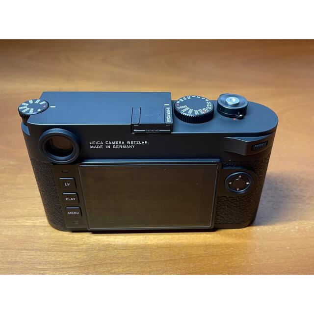 LEICA(ライカ)のサム様専用　ライカM10Rブラッククローム(超美品) スマホ/家電/カメラのカメラ(ミラーレス一眼)の商品写真