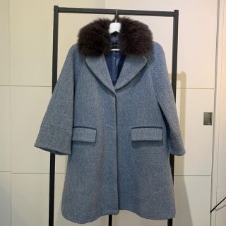 ジルスチュアート(JILLSTUART)のJILL STUART ヘリンボーン　テント　コート　ファー襟(ロングコート)