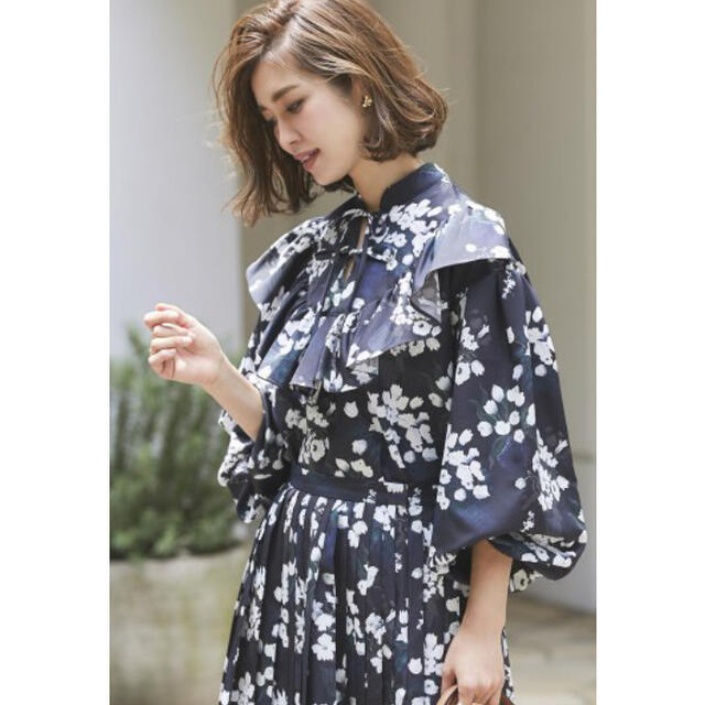 高評価の贈り物スカートseventen × keitamaruyama 夜の花 プリントブラウス - www.gasthof