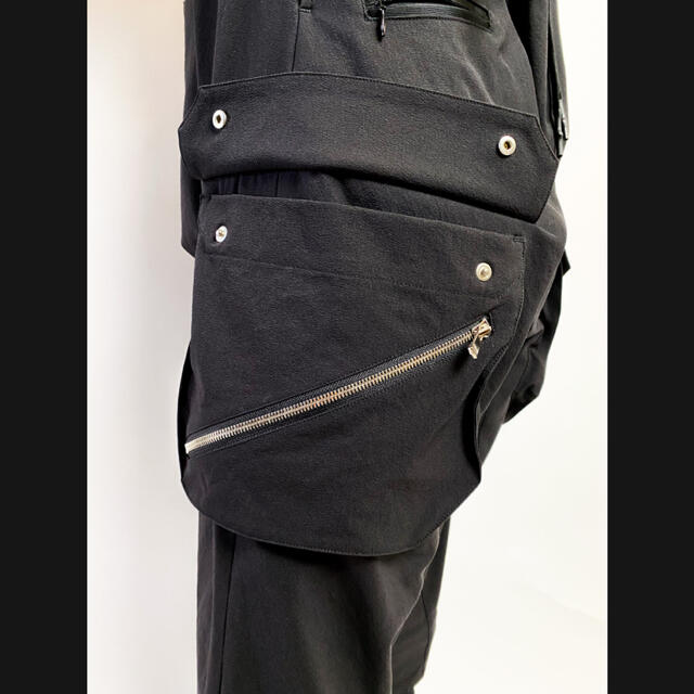 STONE ISLAND(ストーンアイランド)のhelvetica HD Drop crotch cargo trousers メンズのパンツ(ワークパンツ/カーゴパンツ)の商品写真