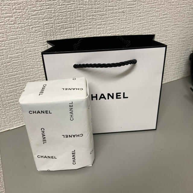 CHANEL(シャネル)のシャネル　ハンドクリーム　未使用 コスメ/美容のボディケア(ハンドクリーム)の商品写真