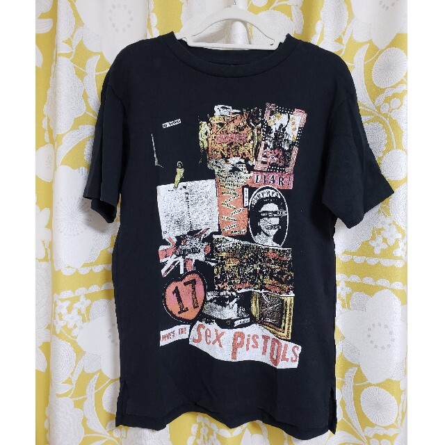 UNIQLO(ユニクロ)の☆UNIQLO　UT Sex Pistols　ビックシルエットTシャツ　美品☆ エンタメ/ホビーのタレントグッズ(ミュージシャン)の商品写真