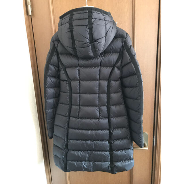 MONCLER(モンクレール)のモンクレール HERMINE エルミンヌ  レディースのジャケット/アウター(ダウンジャケット)の商品写真