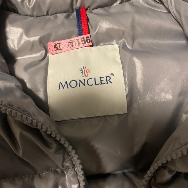 MONCLER(モンクレール)の専用 レディースのジャケット/アウター(ダウンベスト)の商品写真