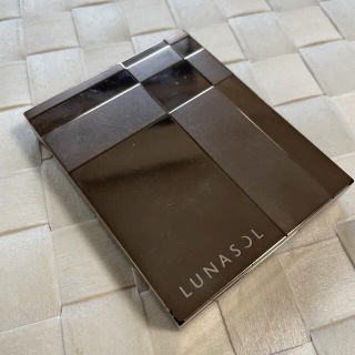 ルナソル(LUNASOL)のルナソル　スキンモデリングアイズ(アイシャドウ)