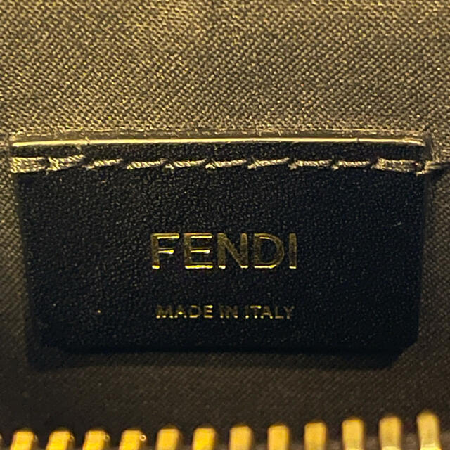 FENDI(フェンディ)のFENDI モンスタービジネスバッグ　ショルダー メンズのバッグ(ビジネスバッグ)の商品写真