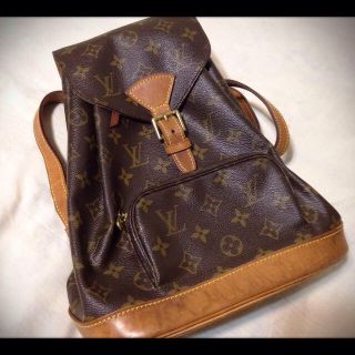 ルイヴィトン(LOUIS VUITTON)の川越様お取り置き12/8まで。モンスリ(リュック/バックパック)