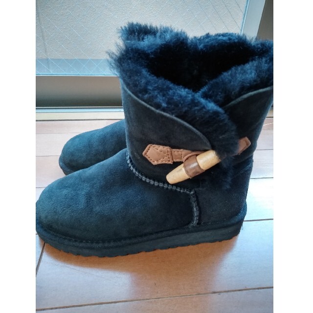 UGG(アグ)のtasukunika4580様専用❗UGGブーツ❗ キッズ/ベビー/マタニティのキッズ靴/シューズ(15cm~)(ブーツ)の商品写真