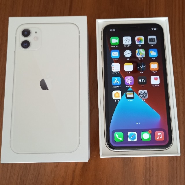 iPhone(アイフォーン)の●iPhone11 ホワイト 64 GB SIMフリー●美品の部類 スマホ/家電/カメラのスマートフォン/携帯電話(スマートフォン本体)の商品写真