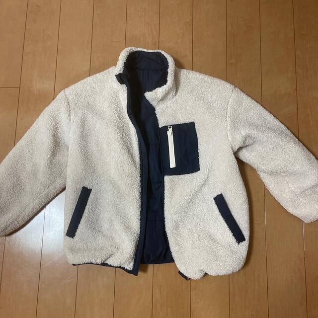 GU(ジーユー)のGU リバーシブルボアアウター　140cm キッズ/ベビー/マタニティのキッズ服男の子用(90cm~)(ジャケット/上着)の商品写真