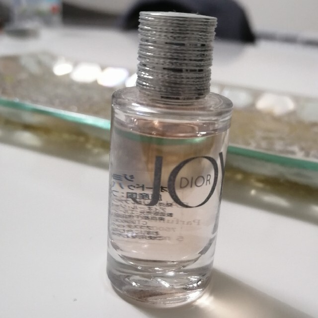 Christian Dior(クリスチャンディオール)の【Dior】JOY　ミニボトル香水 コスメ/美容の香水(香水(女性用))の商品写真