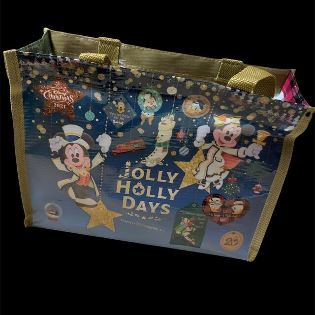 Disney(ディズニー)のディズニークリスマス2021☆チョコクランチのバッグ☆ エンタメ/ホビーのおもちゃ/ぬいぐるみ(キャラクターグッズ)の商品写真