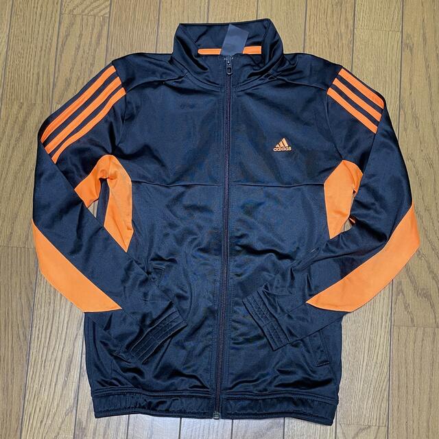 adidas(アディダス)のadidas150cmジャージセットアップ黒・オレンジパンツ・ズボン キッズ/ベビー/マタニティのキッズ服男の子用(90cm~)(パンツ/スパッツ)の商品写真