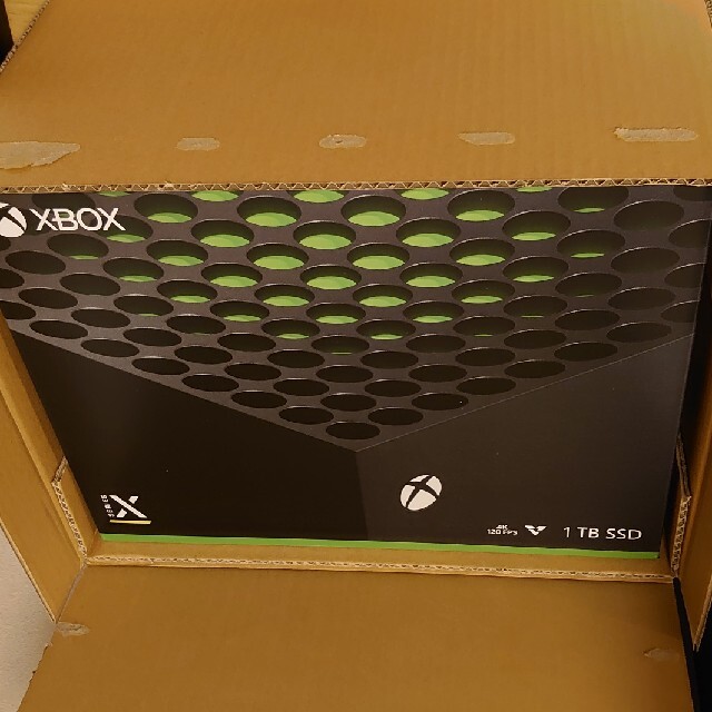 Microsoft(マイクロソフト)のXbox series X エンタメ/ホビーのゲームソフト/ゲーム機本体(家庭用ゲーム機本体)の商品写真