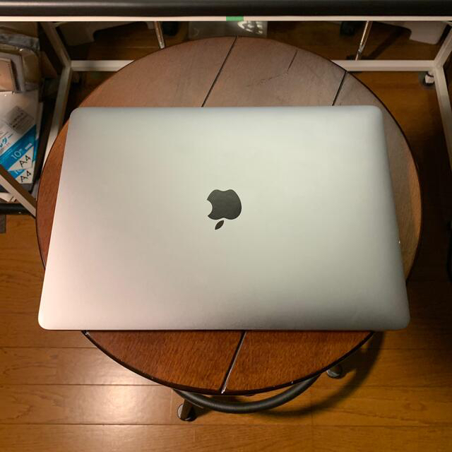 MacBook Pro 13インチ 256GB 8GB（タッチバー搭載）