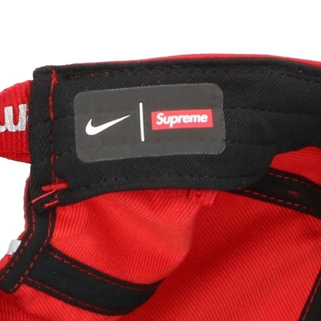 Supreme(シュプリーム)のシュプリーム ×ナイキ/NIKE エアマックスランニングハットキャップ帽子 メンズの帽子(ハット)の商品写真